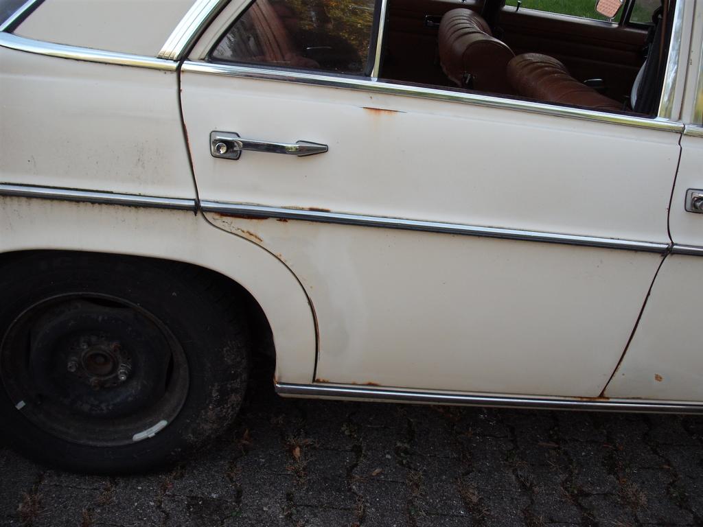 http://www.microcharge.de/privat/foren/mercedes/W115/paul/3.jpg