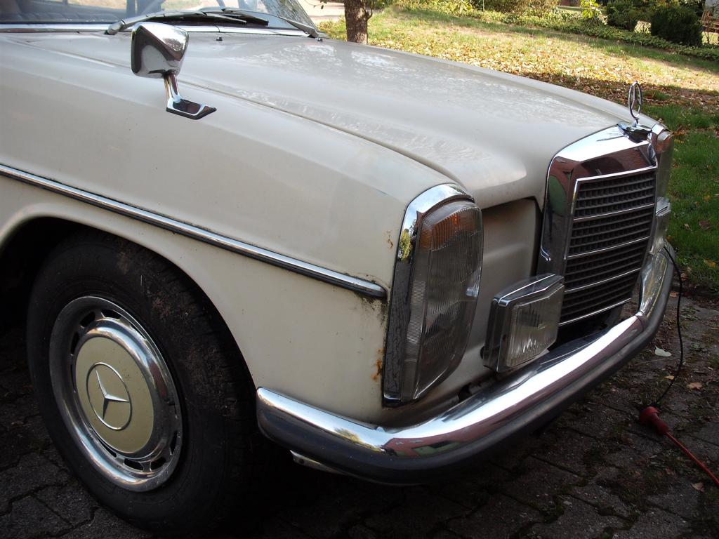 http://www.microcharge.de/privat/foren/mercedes/W115/paul/4.jpg