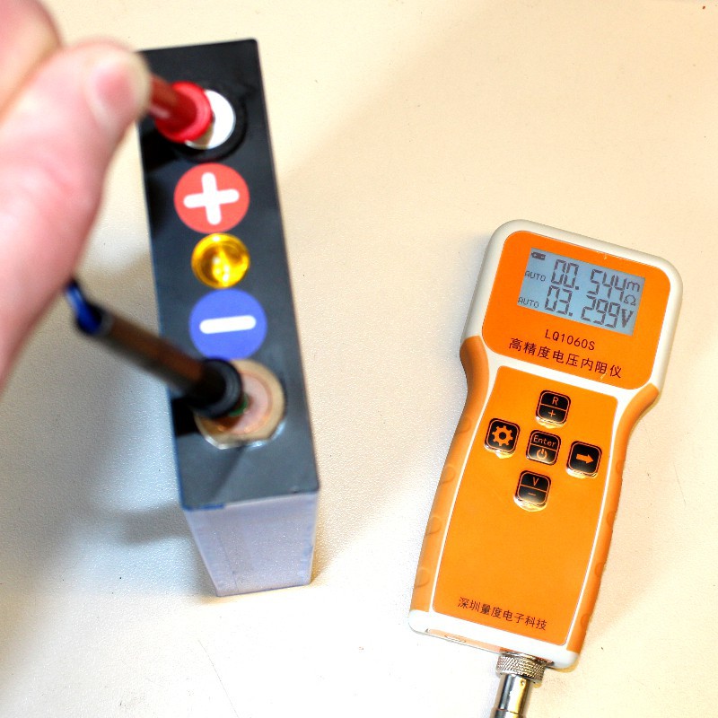 € 56,90: Professionelles µΩ (Mikroohm)-Meter in hochgenauer Ausführung ...